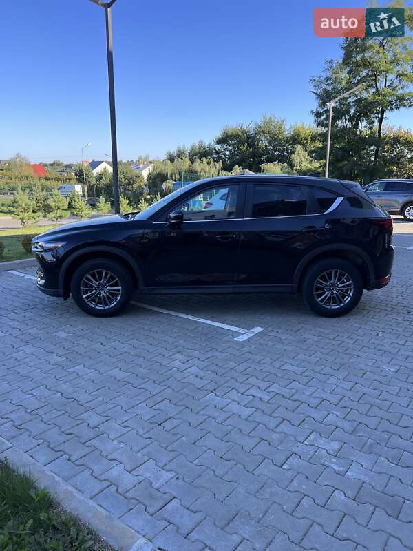 Позашляховик / Кросовер Mazda CX-5 2017 в Луцьку