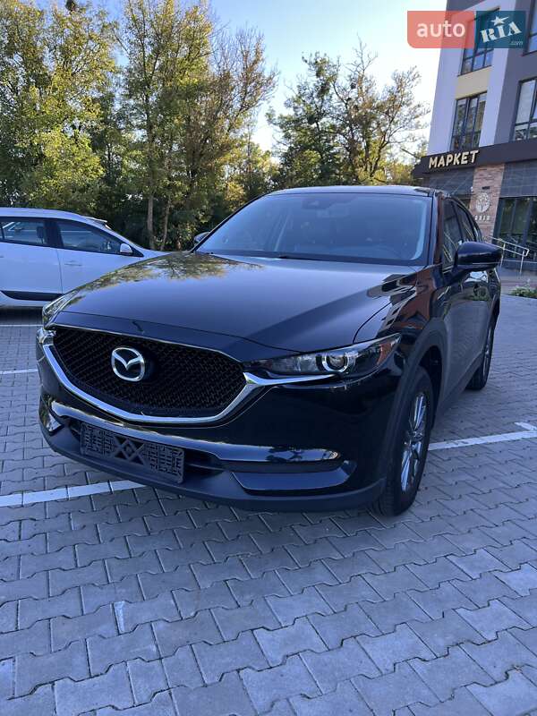 Позашляховик / Кросовер Mazda CX-5 2017 в Луцьку