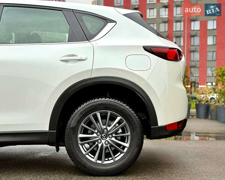 Позашляховик / Кросовер Mazda CX-5 2020 в Києві