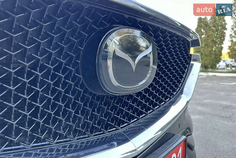 Позашляховик / Кросовер Mazda CX-5 2017 в Миколаєві