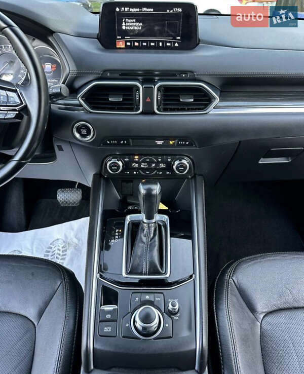 Позашляховик / Кросовер Mazda CX-5 2017 в Миколаєві