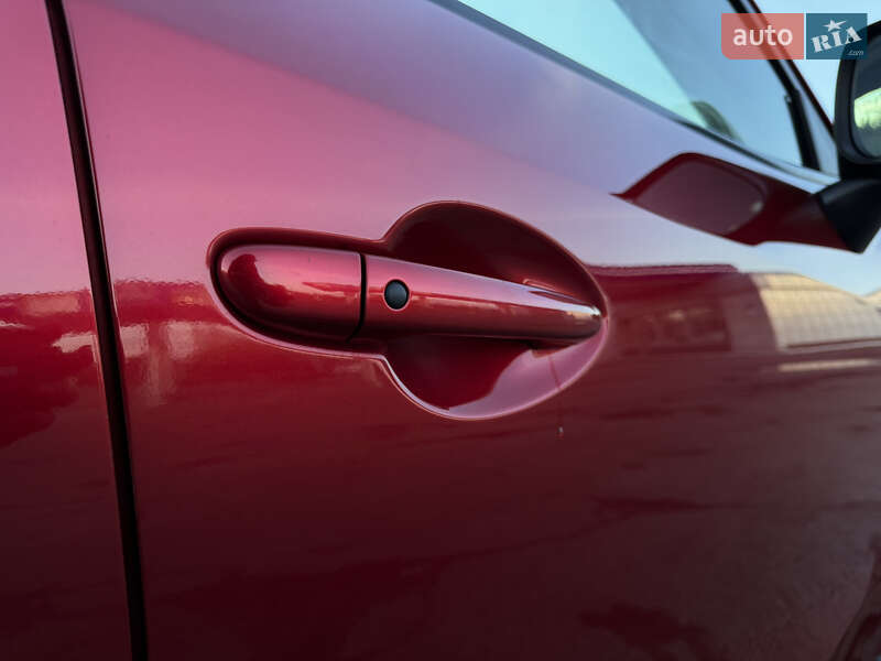 Позашляховик / Кросовер Mazda CX-5 2015 в Радивиліві