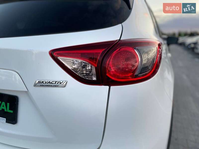 Позашляховик / Кросовер Mazda CX-5 2015 в Києві