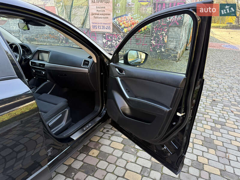Позашляховик / Кросовер Mazda CX-5 2015 в Луцьку