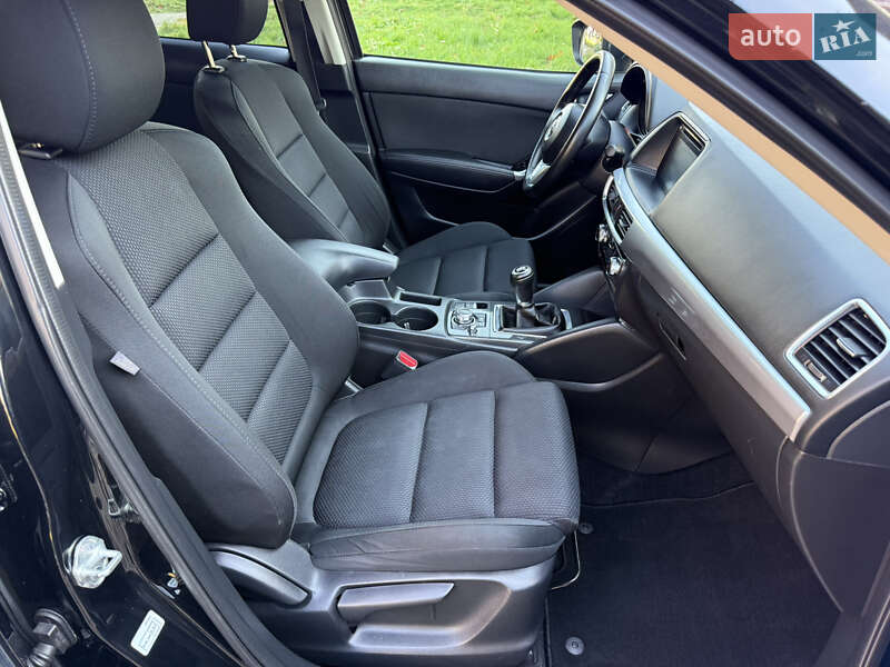 Позашляховик / Кросовер Mazda CX-5 2015 в Луцьку