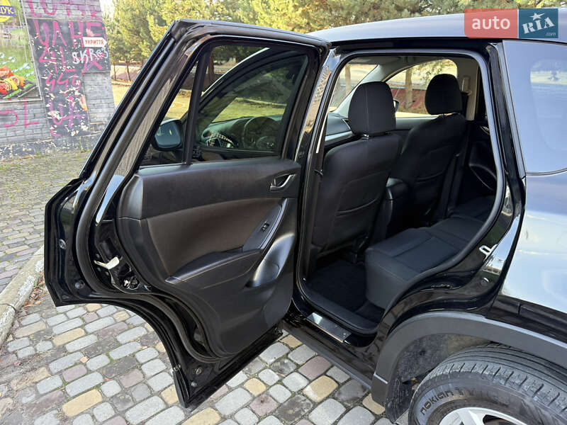 Позашляховик / Кросовер Mazda CX-5 2015 в Луцьку