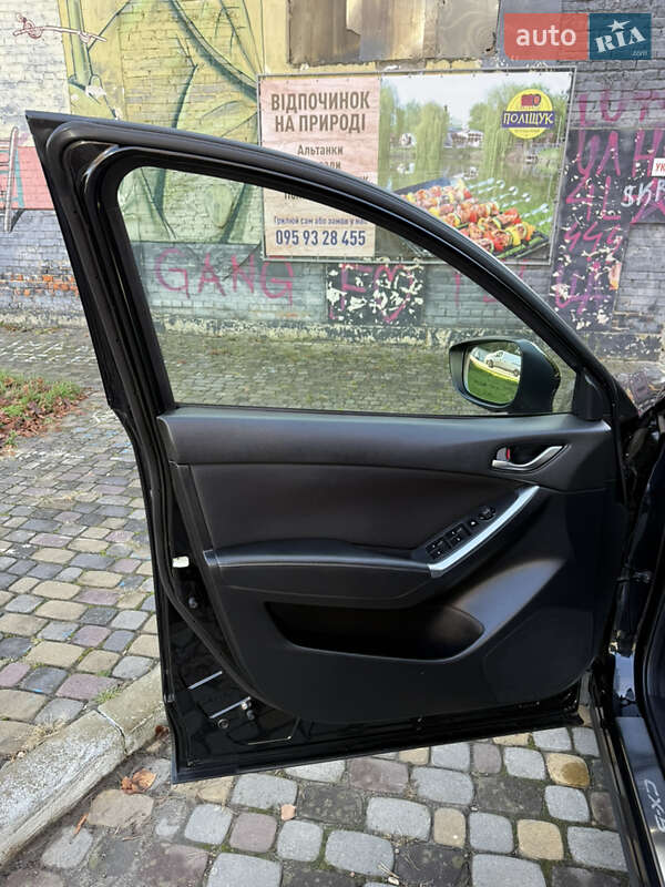 Позашляховик / Кросовер Mazda CX-5 2015 в Луцьку