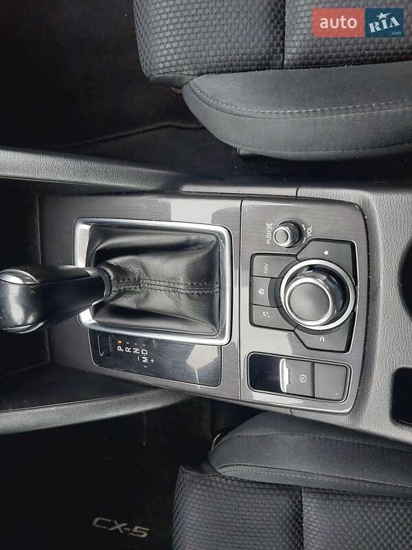 Внедорожник / Кроссовер Mazda CX-5 2015 в Новоархангельске