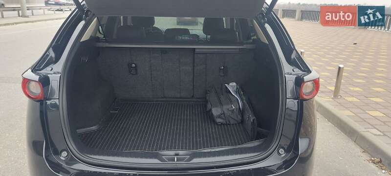 Позашляховик / Кросовер Mazda CX-5 2018 в Києві фото 16 Позашляховик / Кросовер Mazda CX-5 2018 в Києві