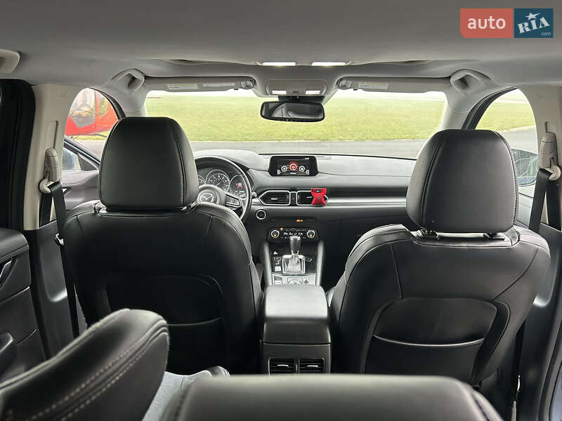 Внедорожник / Кроссовер Mazda CX-5 2018 в Староконстантинове