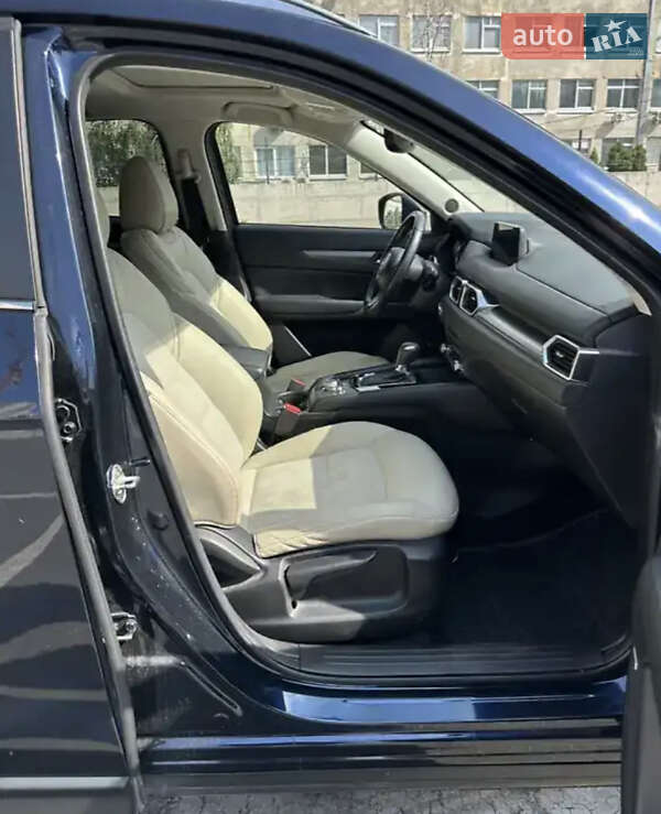 Позашляховик / Кросовер Mazda CX-5 2018 в Києві фото 9 Позашляховик / Кросовер Mazda CX-5 2018 в Києві
