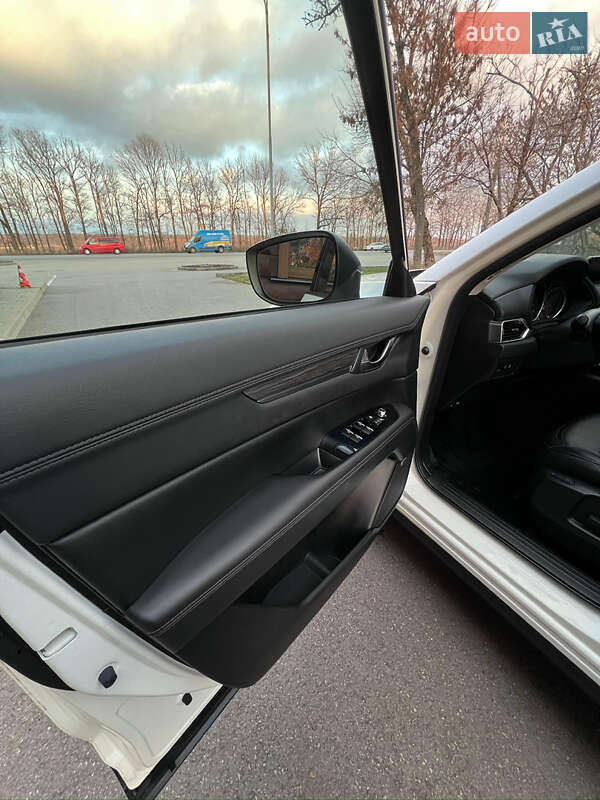 Внедорожник / Кроссовер Mazda CX-5 2018 в Краматорске