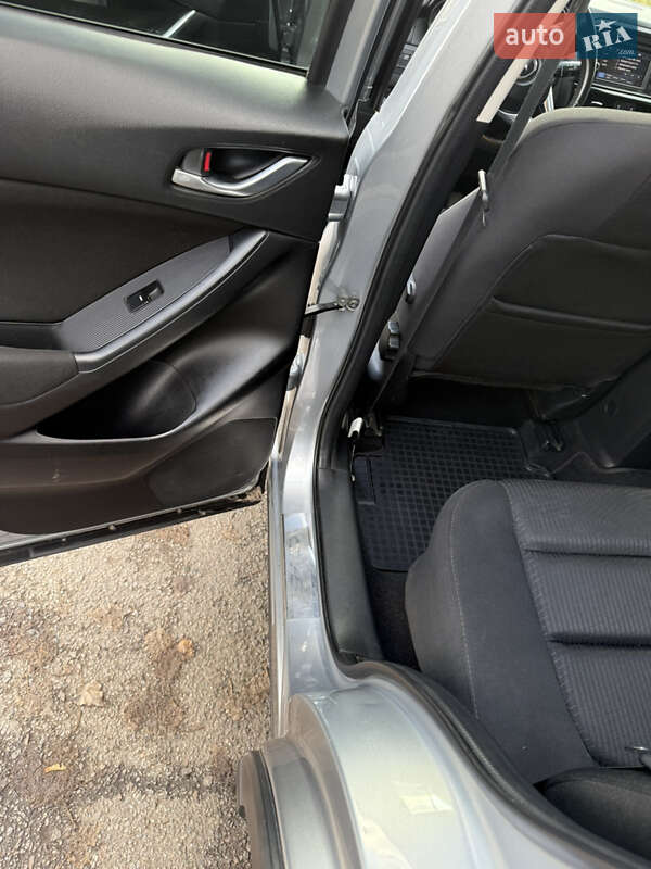 Внедорожник / Кроссовер Mazda CX-5 2012 в Ромнах фото 13 Внедорожник / Кроссовер Mazda CX-5 2012 в Ромнах