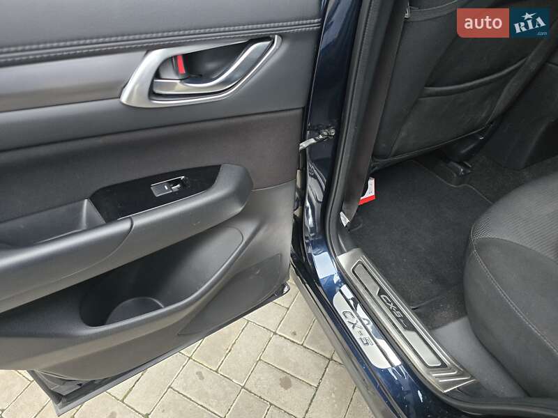 Позашляховик / Кросовер Mazda CX-5 2017 в Черкасах фото 40 Позашляховик / Кросовер Mazda CX-5 2017 в Черкасах