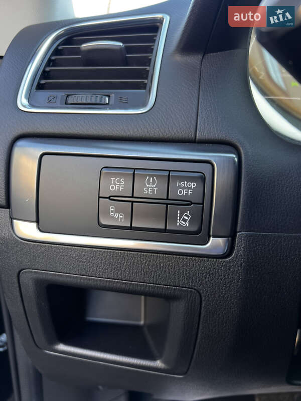 Внедорожник / Кроссовер Mazda CX-5 2016 в Луцке