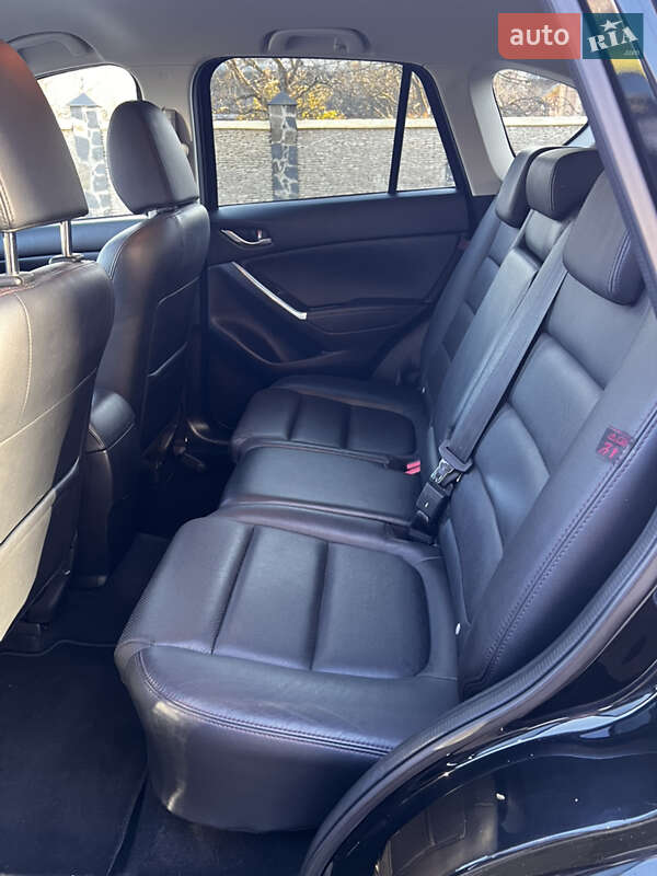 Внедорожник / Кроссовер Mazda CX-5 2016 в Луцке