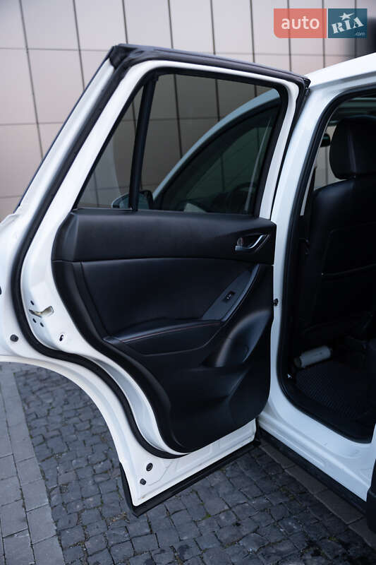 Позашляховик / Кросовер Mazda CX-5 2014 в Дубні