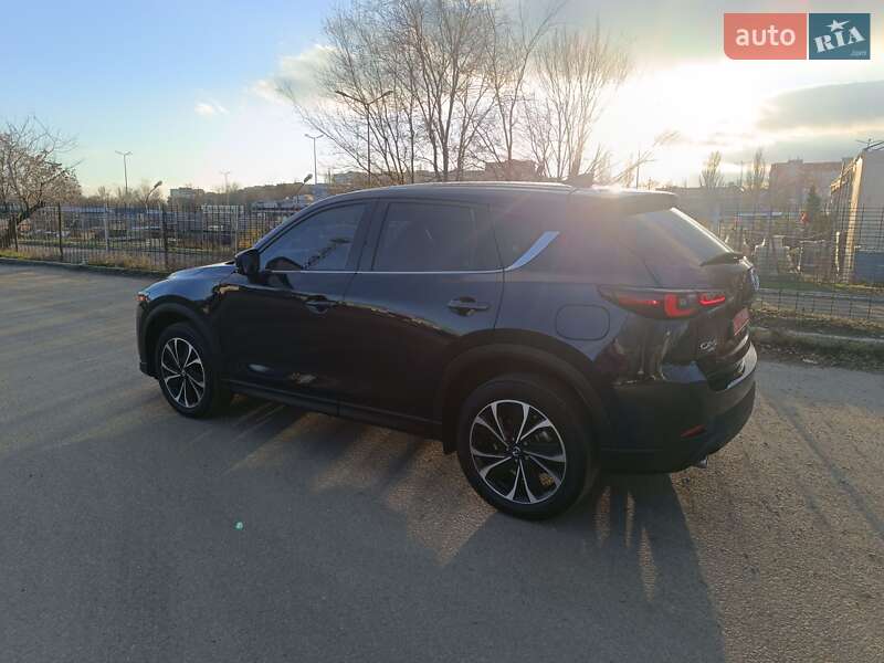Позашляховик / Кросовер Mazda CX-5 2022 в Дніпрі