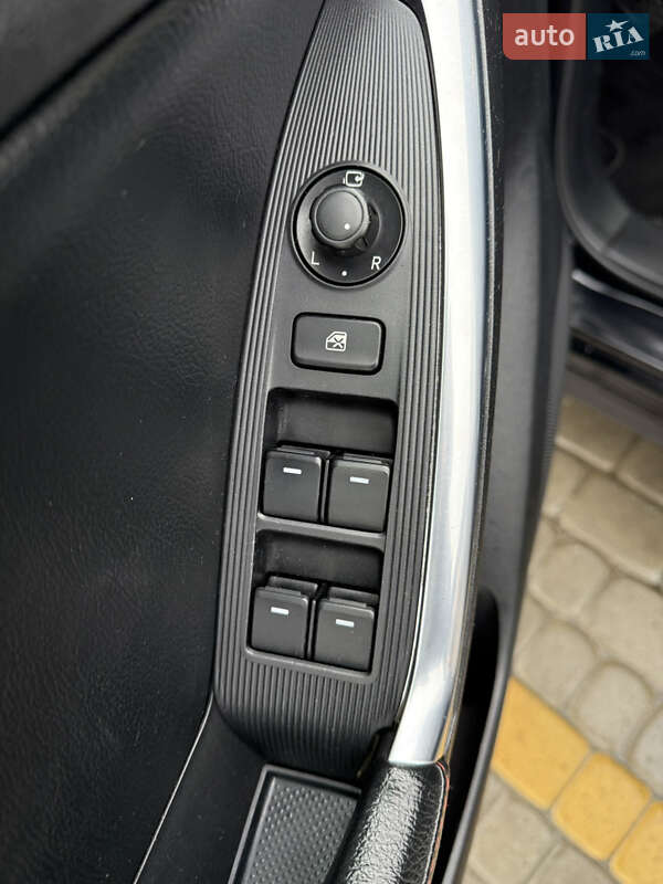 Позашляховик / Кросовер Mazda CX-5 2013 в Львові