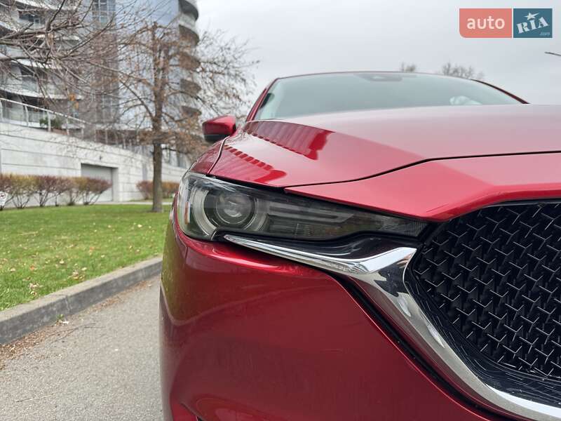 Внедорожник / Кроссовер Mazda CX-5 2017 в Киеве