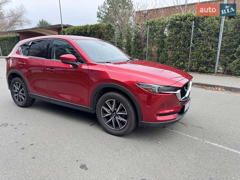 Внедорожник / Кроссовер Mazda CX-5 2017 в Киеве