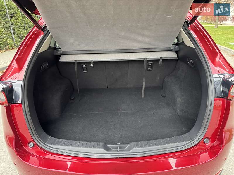 Внедорожник / Кроссовер Mazda CX-5 2017 в Киеве