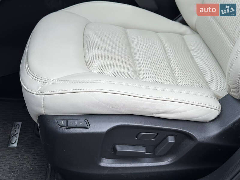 Позашляховик / Кросовер Mazda CX-5 2022 в Дніпрі