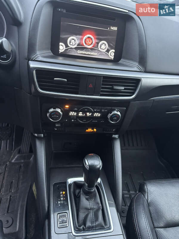 Внедорожник / Кроссовер Mazda CX-5 2016 в Киеве