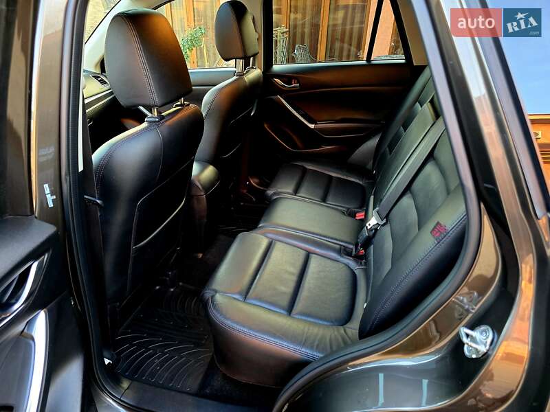 Внедорожник / Кроссовер Mazda CX-5 2016 в Мукачево