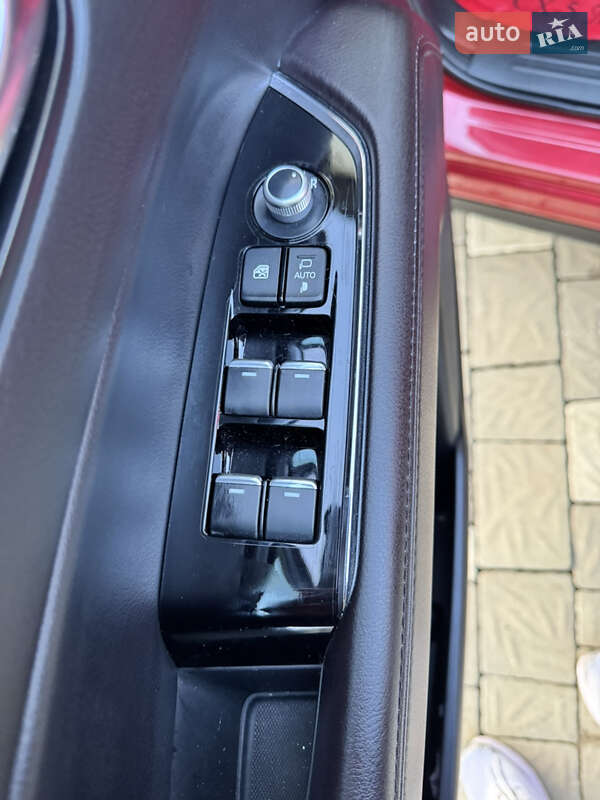 Внедорожник / Кроссовер Mazda CX-5 2022 в Ужгороде