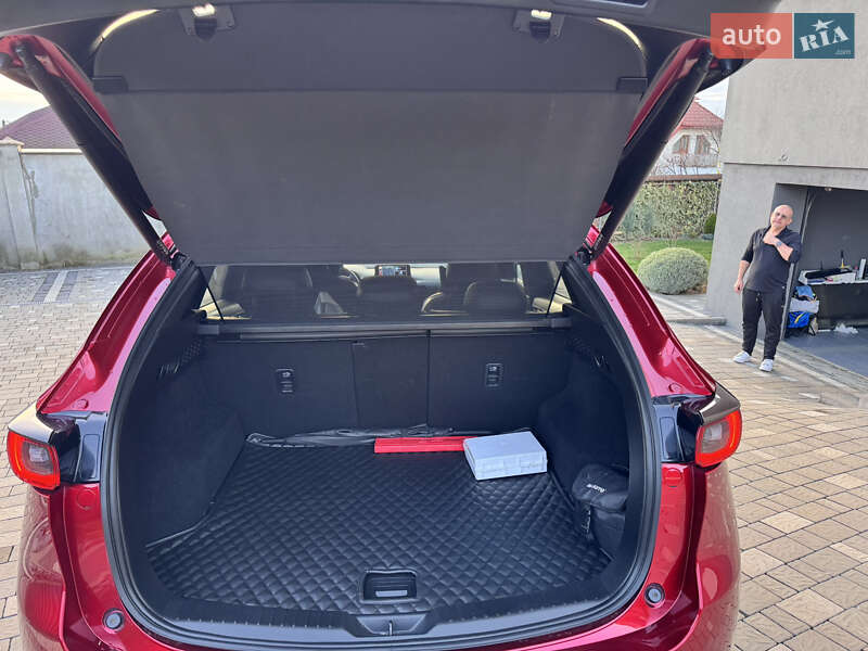 Внедорожник / Кроссовер Mazda CX-5 2022 в Ужгороде