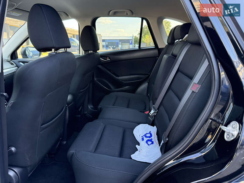 Внедорожник / Кроссовер Mazda CX-5 2015 в Ровно