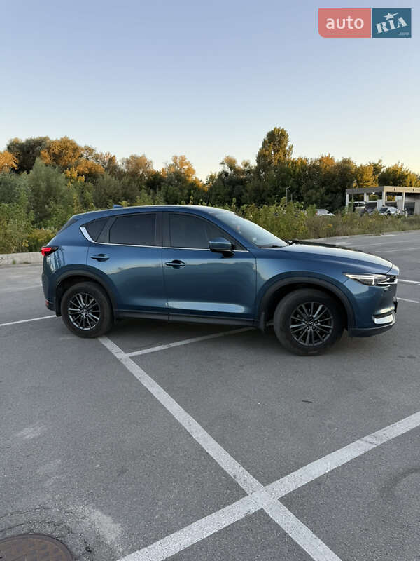 Внедорожник / Кроссовер Mazda CX-5 2018 в Киеве фото 4 Внедорожник / Кроссовер Mazda CX-5 2018 в Киеве