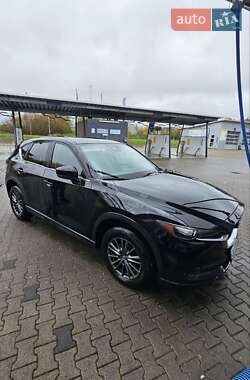 Внедорожник / Кроссовер Mazda CX-5 2017 в Корсуне-Шевченковском