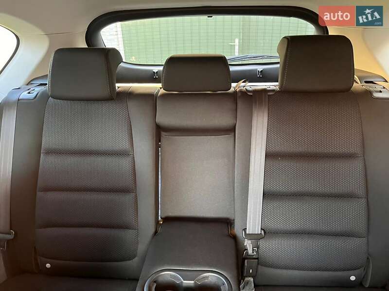 Внедорожник / Кроссовер Mazda CX-5 2015 в Самборе