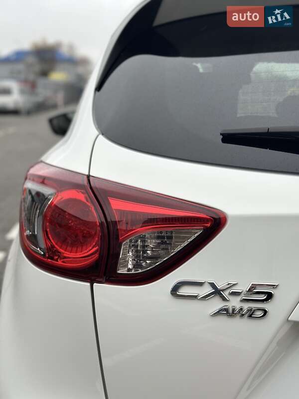 Внедорожник / Кроссовер Mazda CX-5 2014 в Нововолынске