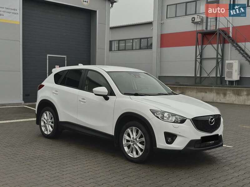 Внедорожник / Кроссовер Mazda CX-5 2014 в Нововолынске