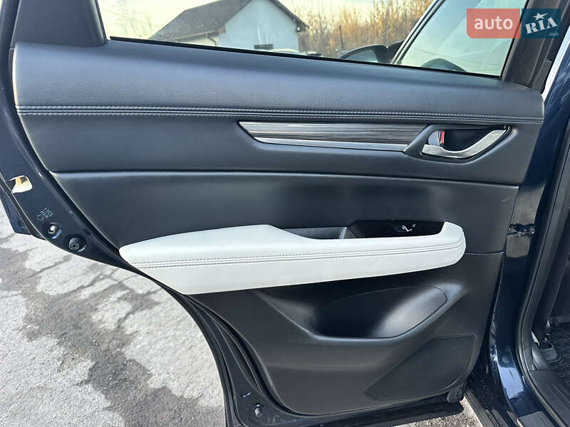 Внедорожник / Кроссовер Mazda CX-5 2018 в Дубно