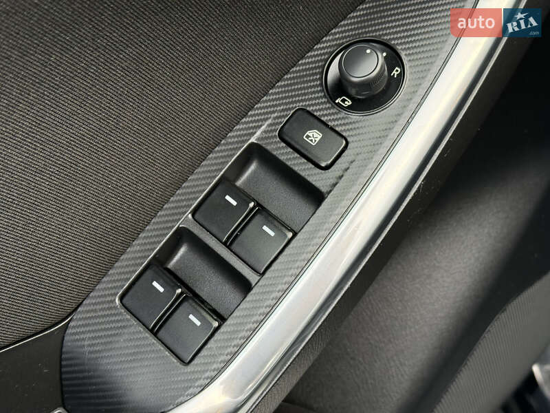 Внедорожник / Кроссовер Mazda CX-5 2015 в Ровно фото 31 Внедорожник / Кроссовер Mazda CX-5 2015 в Ровно