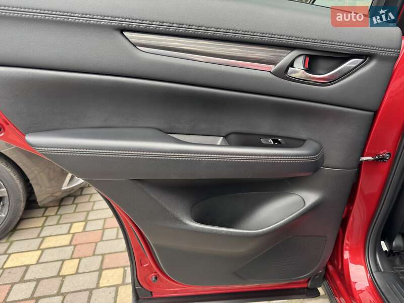 Внедорожник / Кроссовер Mazda CX-5 2017 в Николаеве