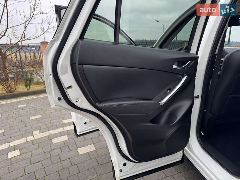 Внедорожник / Кроссовер Mazda CX-5 2016 в Дрогобыче