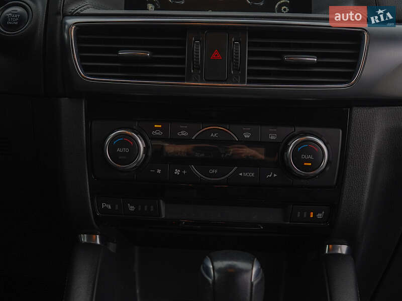 Внедорожник / Кроссовер Mazda CX-5 2017 в Днепре