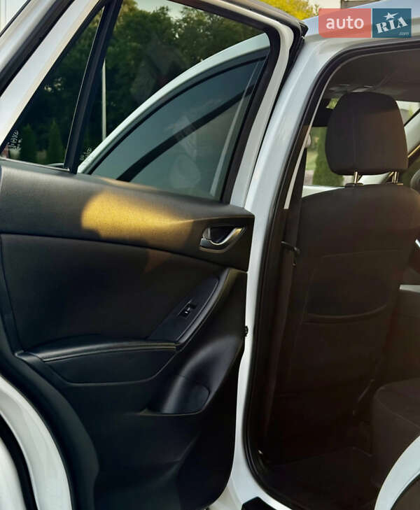 Внедорожник / Кроссовер Mazda CX-5 2015 в Черкассах