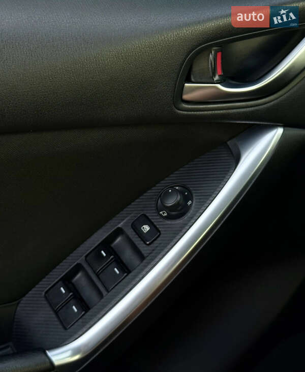 Внедорожник / Кроссовер Mazda CX-5 2015 в Черкассах