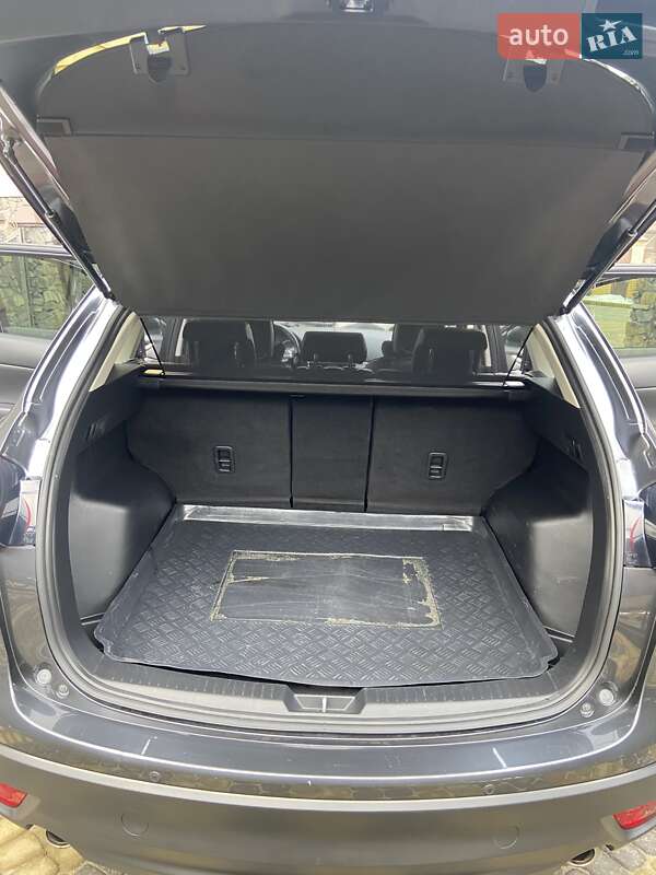 Внедорожник / Кроссовер Mazda CX-5 2016 в Новояворовске