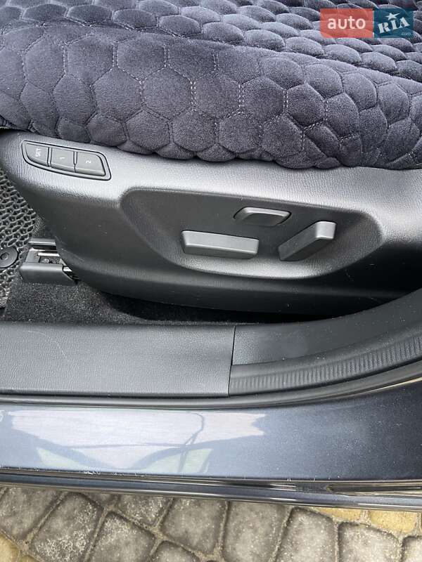 Внедорожник / Кроссовер Mazda CX-5 2016 в Новояворовске