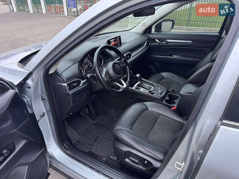 Позашляховик / Кросовер Mazda CX-5 2017 в Києві фото 34 Позашляховик / Кросовер Mazda CX-5 2017 в Києві