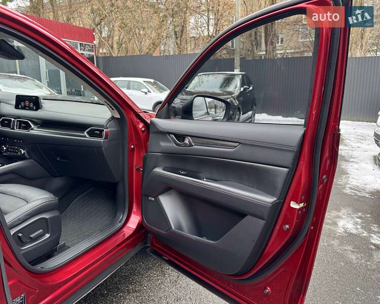 Позашляховик / Кросовер Mazda CX-5 2018 в Києві