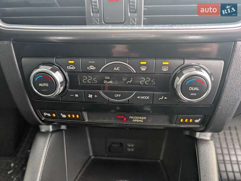 Позашляховик / Кросовер Mazda CX-5 2016 в Рівному