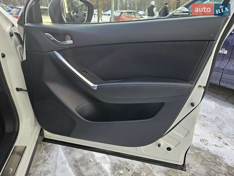 Позашляховик / Кросовер Mazda CX-5 2017 в Києві фото 36 Позашляховик / Кросовер Mazda CX-5 2017 в Києві